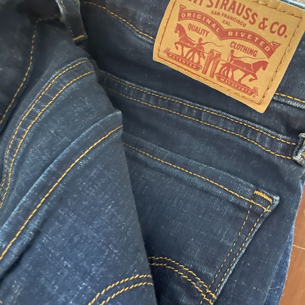 Girls Levis skinny jeans, sz 25
